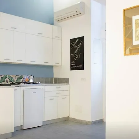 Flat Tribunali Апартаменты Неаполь