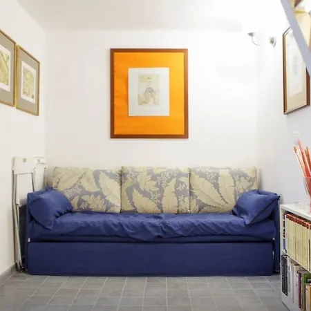 Flat Tribunali * נאפולי